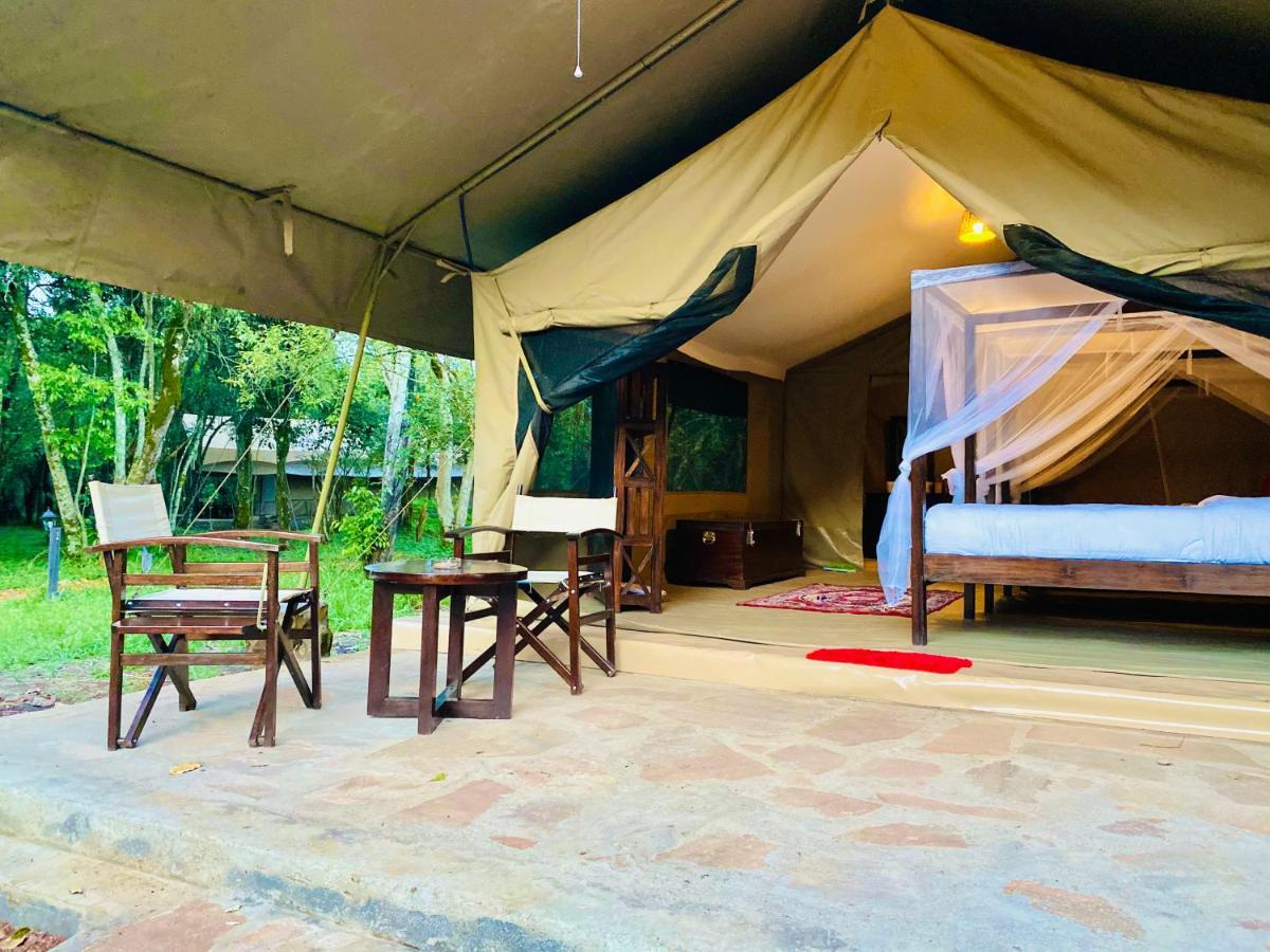 Hotel Lorian Safari Camp Limited à Narok Extérieur photo